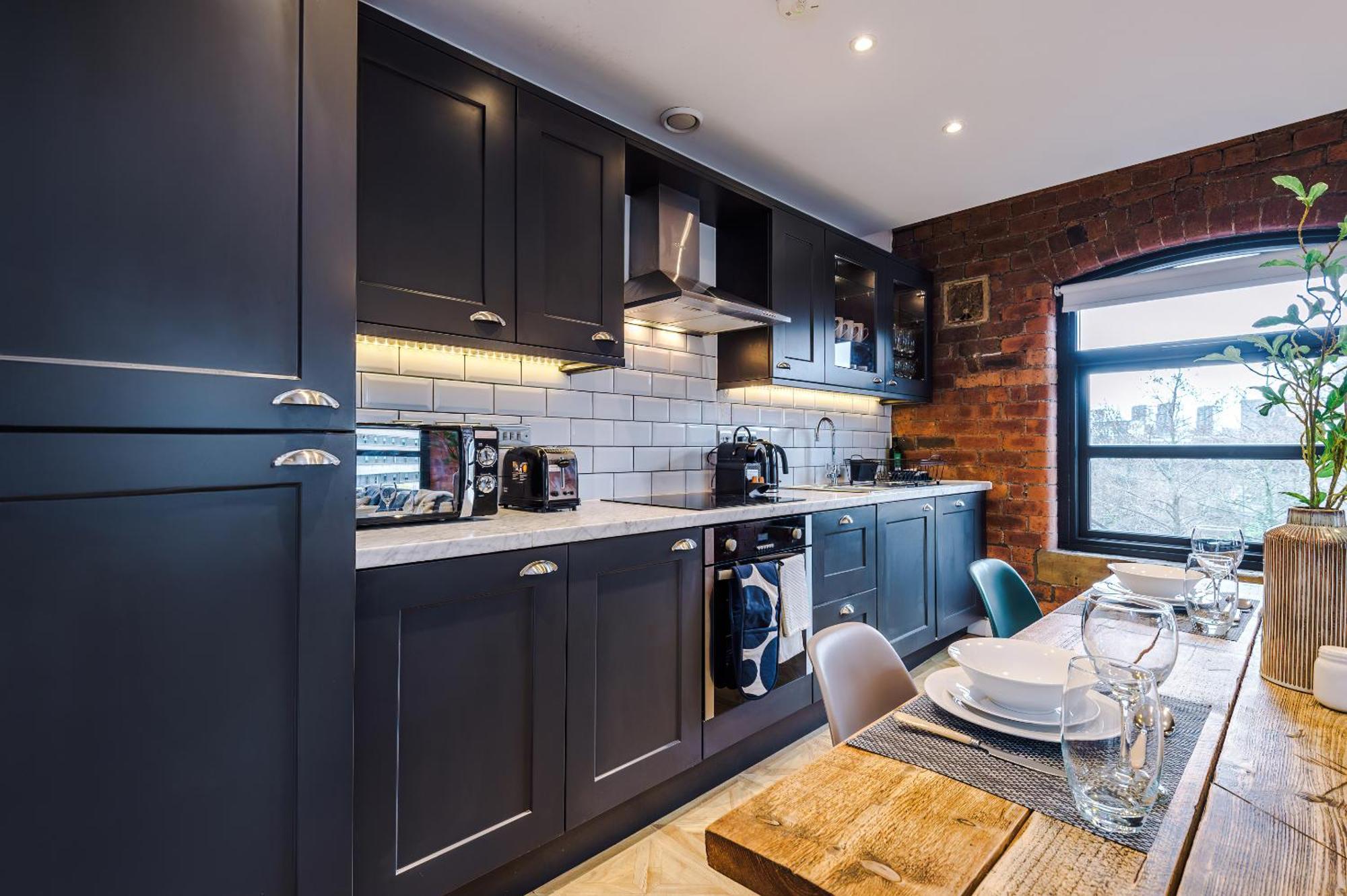 2 King Size Beds In Manhattan Styled Oversize Apartment Leeds  Exterior photo